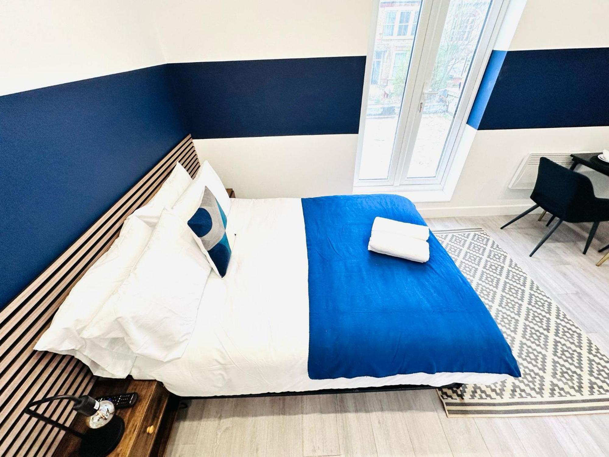 High Standard Central Studios Perfect For Tourists! Londres Extérieur photo